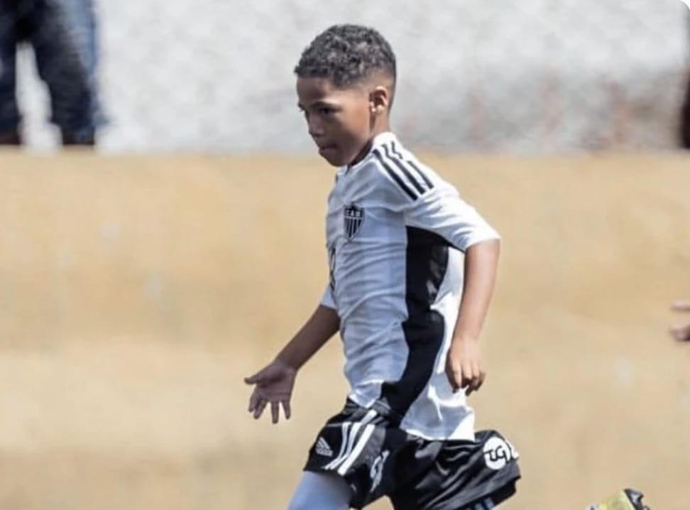Heitor, uma das vítimas da chacina. O menino tinha o sonho de ser jogador de futebol