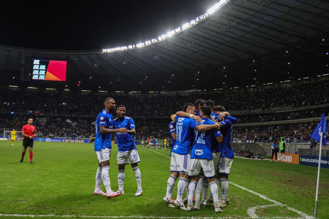China Azul promete lotar os jogos no Mineirão
