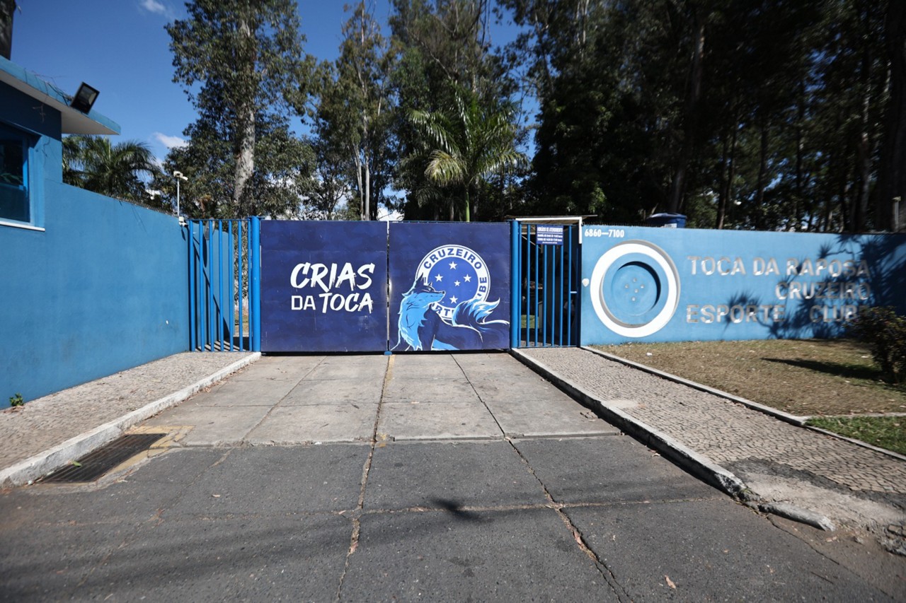 Toca da Raposa 1 é o principal centro de treinamento da base celeste