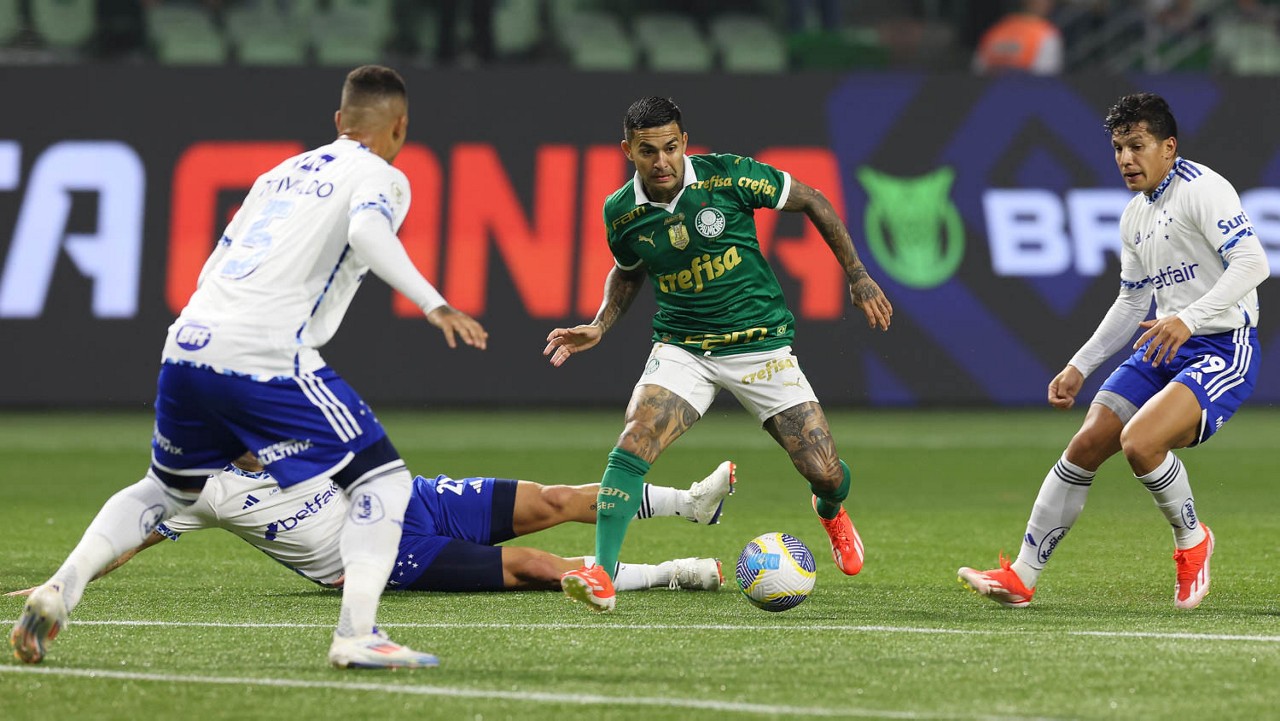 Dudu foi titular pela primeira vez após confusão envolvendo transferência
