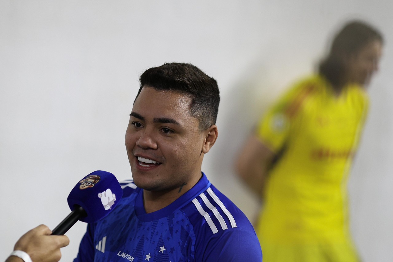 Sertanejo Felipe Araújo deu sorte ao Cruzeiro na tarde deste sábado (13) em BH