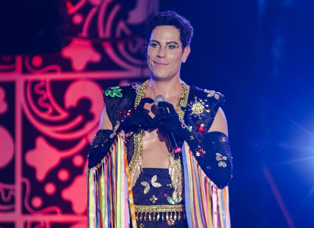 Christian Chávez, cantor conhecido por ter feito parte do RBD, anunciou o adiamento de sua participação no evento Imagineland