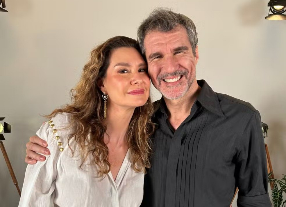 Lavínia Vlasak e Nicola Siri se reencontraram no programa Reviva a Cena, do canal Viva