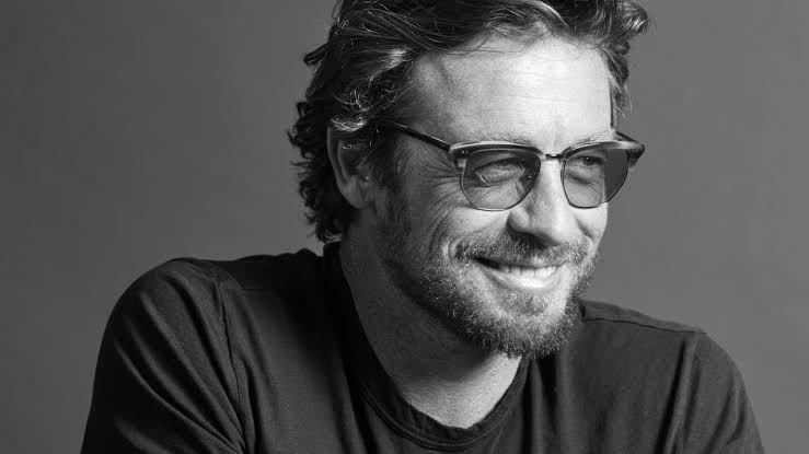 O real motivo de Simon Baker, de The Mentalist, ter sumido de Hollywood