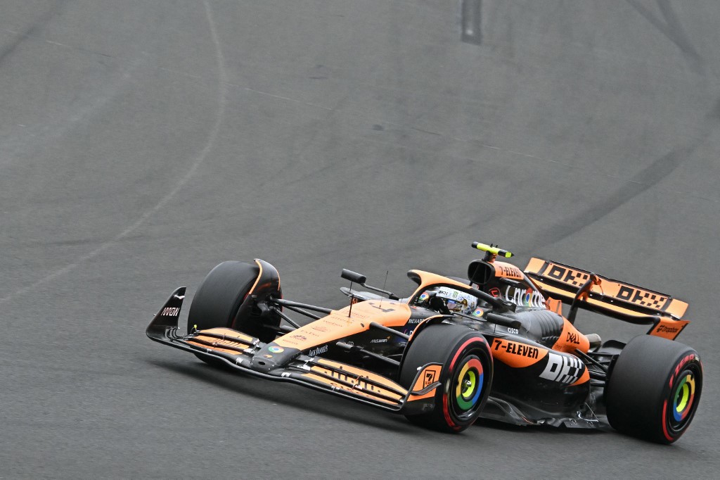 Team McLaren-Mercedes' Lando Norris competes during the qualifying session at the Hungaroring race track in Mogyorod near Budapest on July 20, 2024, ahead of the Formula One Hungarian Grand Prix. (Photo by Attila KISBENEDEK / AFP)