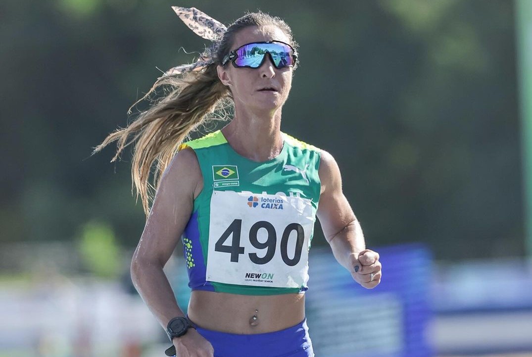 Luisa Giampaoli, atleta da seleção brasileira de atletismo, está internada em estado grave