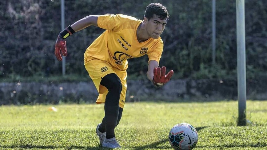 Justin Cornejo, goleiro do Barcelona de Guayaquil, foi dado como morto, mas clube desmentiu