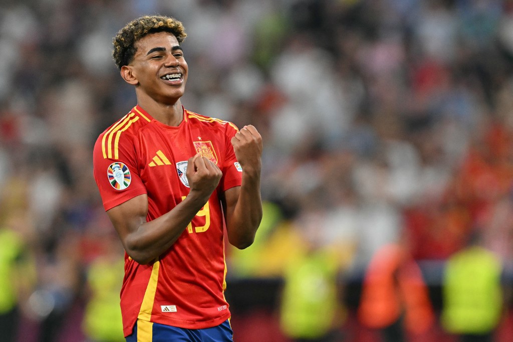 Lamine Yamal marcou o gol de empate da Espanha