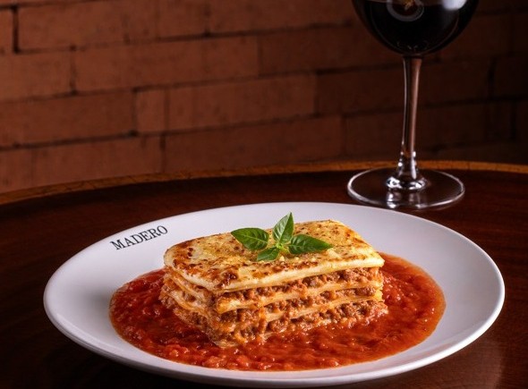 Lasagna Alla Bolognese do Madero