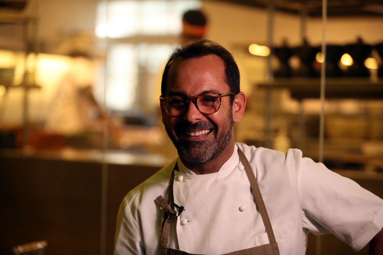 Onildo Rocha está com a segunda temporada d’O Chef e O Cabra, restaurante pop up na CASACOR Minas, em cartaz até setembro