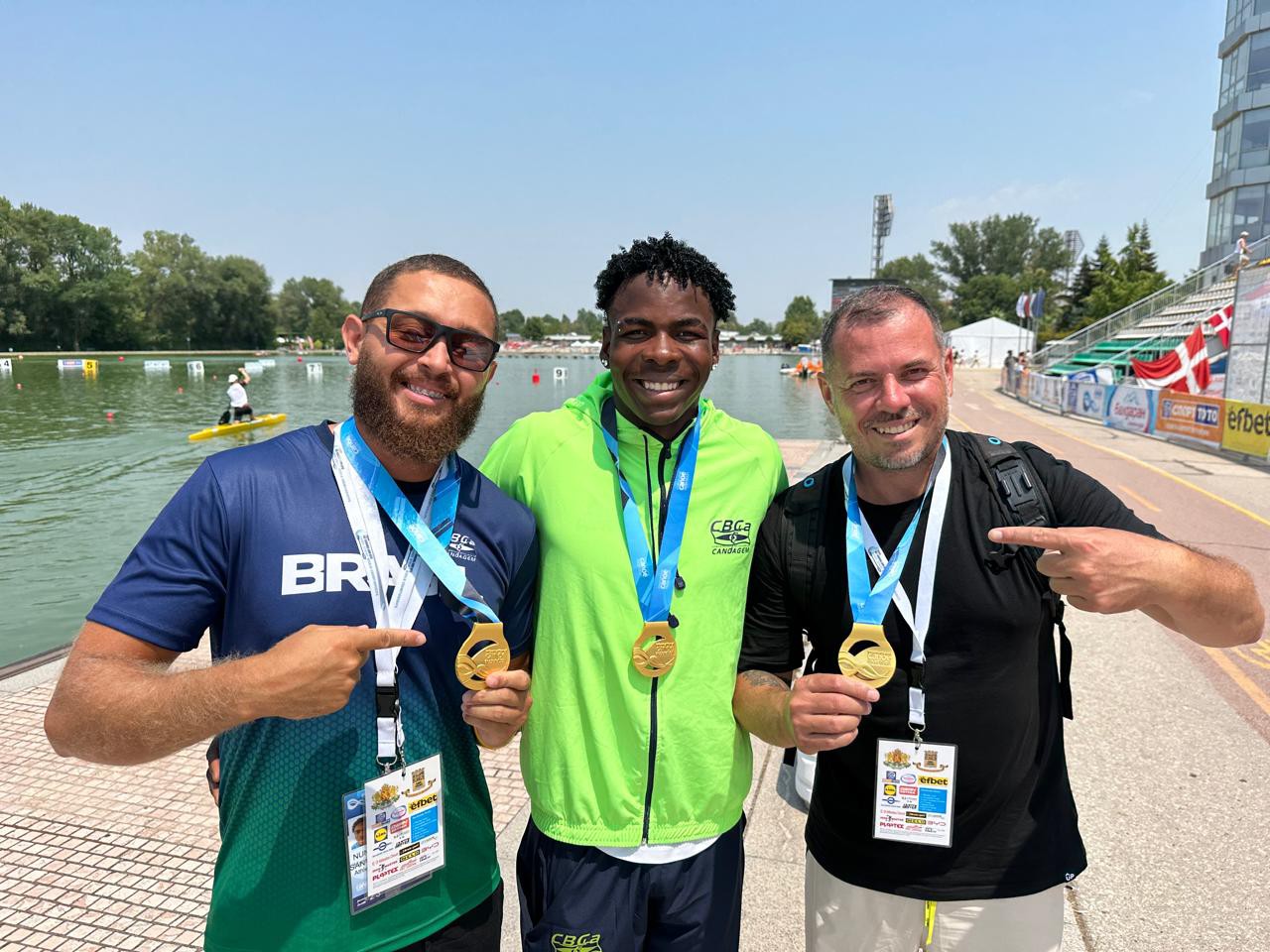 Mateus Nunes conquista três ouros em Mundial de Canoagem Velocidade