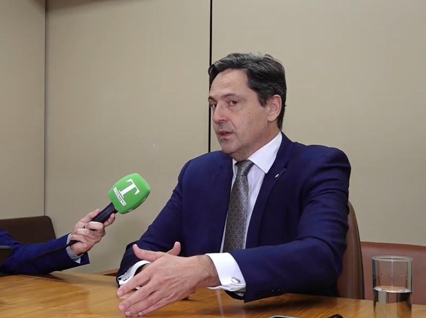 O deputado federal Luiz Philippe de Orléans e Bragança em entrevista a O TEMPO em Brasília