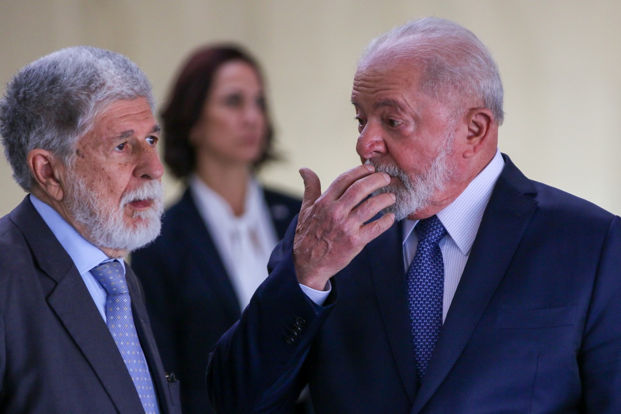 O assessor especial da presidência, Celso Amorim, e o presidente Luiz Inácio Lula da Silva (PT).