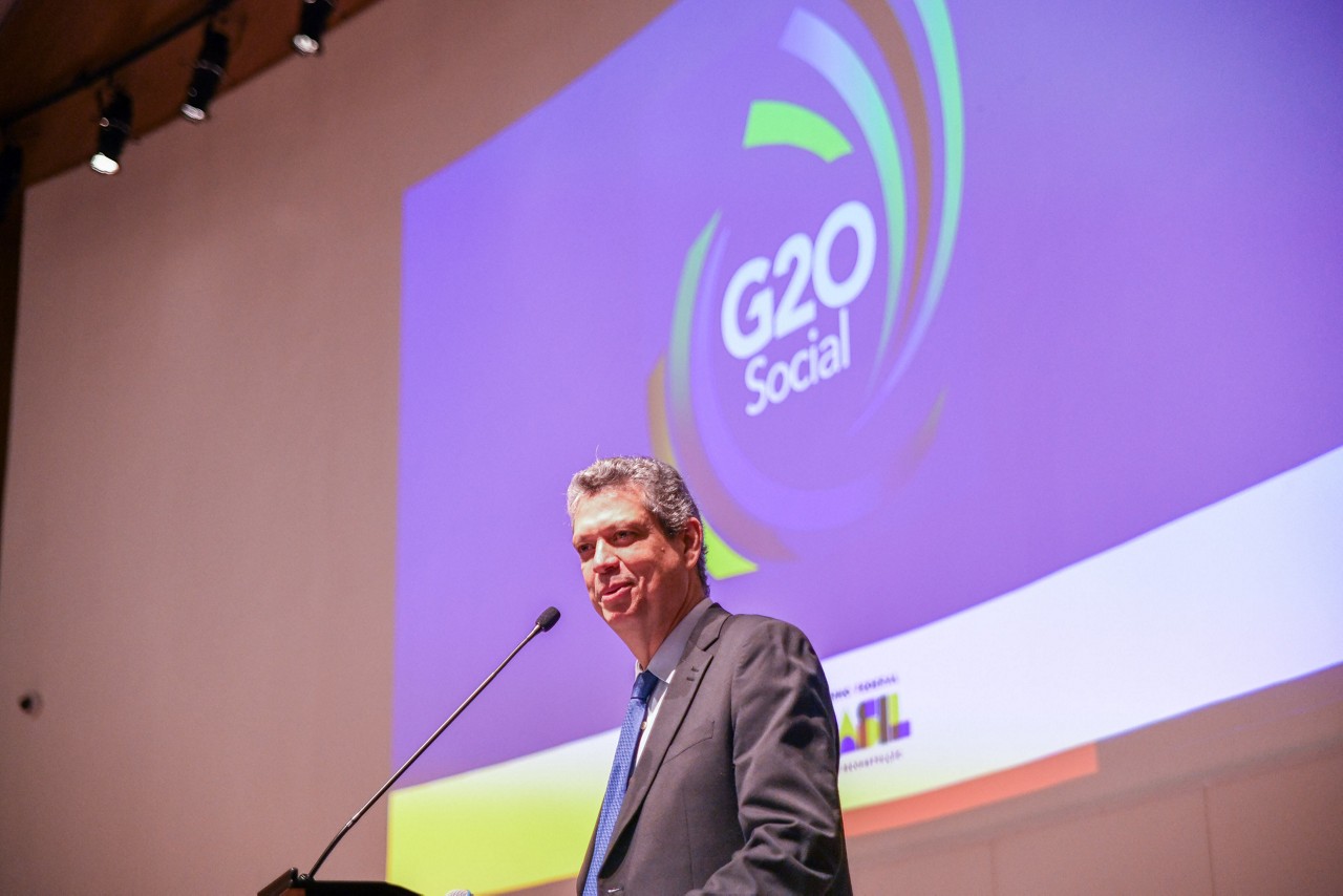 Ministro Márcio Macêdo é responsável por aproximar os movimentos sociais do governo federal 