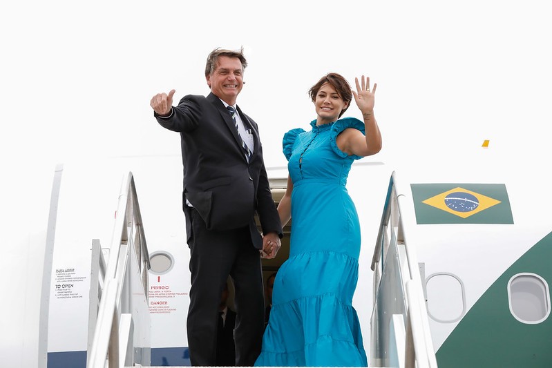 O ex-presidente Jair Bolsonaro deixou o Brasil em 30 de dezembro de 2022, véspera do fim do seu mandato, e permaneceu nos Estados Unidos até 30 de março de 2023
