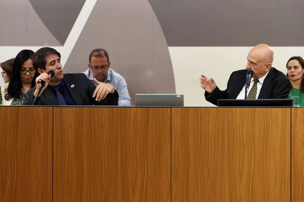 Fábio Baccheretti (secretário de Estado de Saúde),
Arlen Santiago (deputado estadual AVANTE/MG), 
