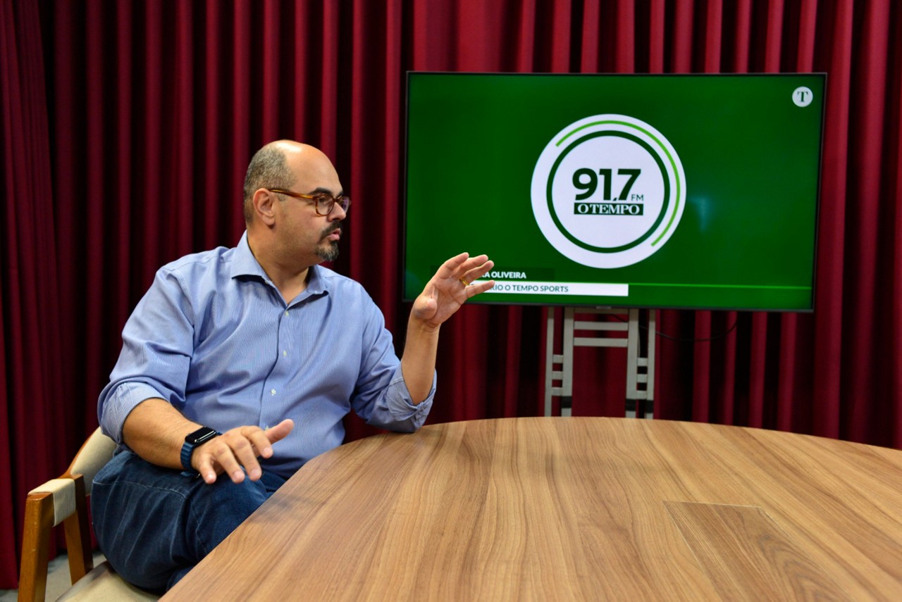 Vice-governador Mateus Simões (Novo) falou sobre relação do executivo e legislativo durante o Café com Política da FM O TEMPO 91,7
