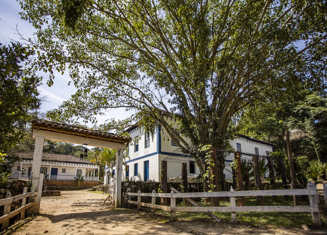 Construída por Barão de Queluz em 1742, a propriedae virou um hotel, foi repaginada, mas mantém as característcas originais do século XVIII