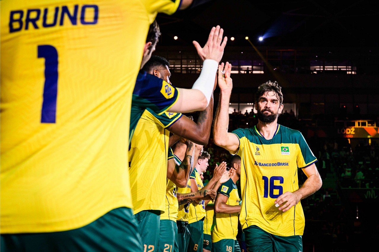 Lucão, central do Sada Cruzeiro e da seleção brasileira, comemora mais uma convocação para Olimpíadas