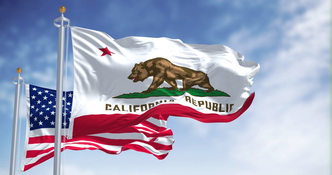 california and US flags