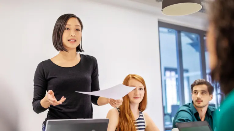 Managing Organizational Communication