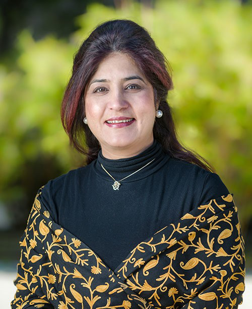 Headshot of Ekta Vyas