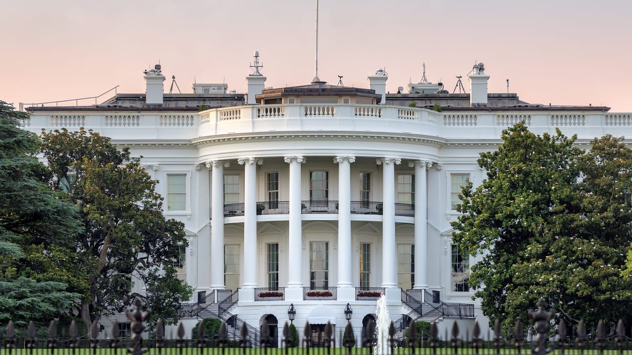 The white house in washington, dc.