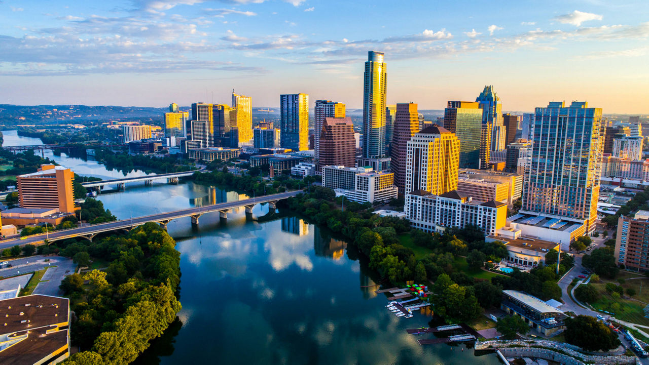 A city skyline in austin, texas.