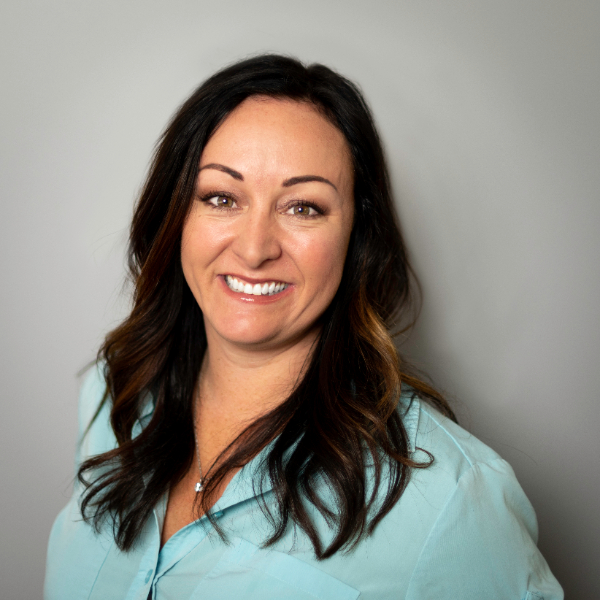 Jennifer Barnes headshot