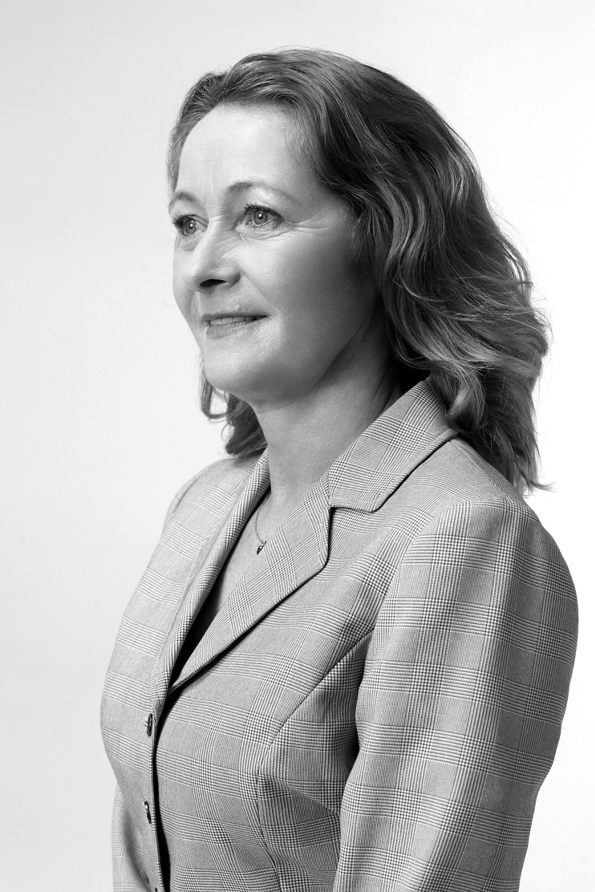 Karen Gallery Image