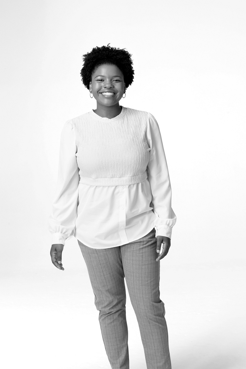 Laura Gallery Image