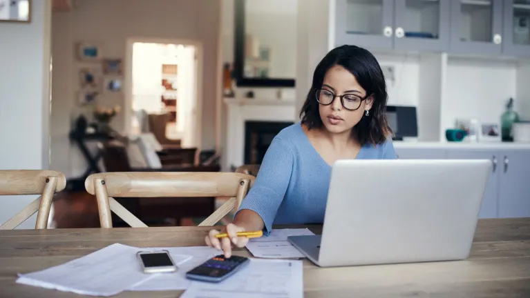 How should employers report telecommuters and remote workers on the EEO-1 survey?