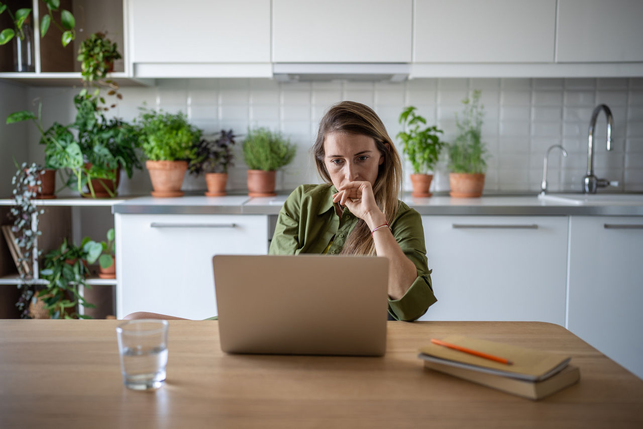 woman job seeker home