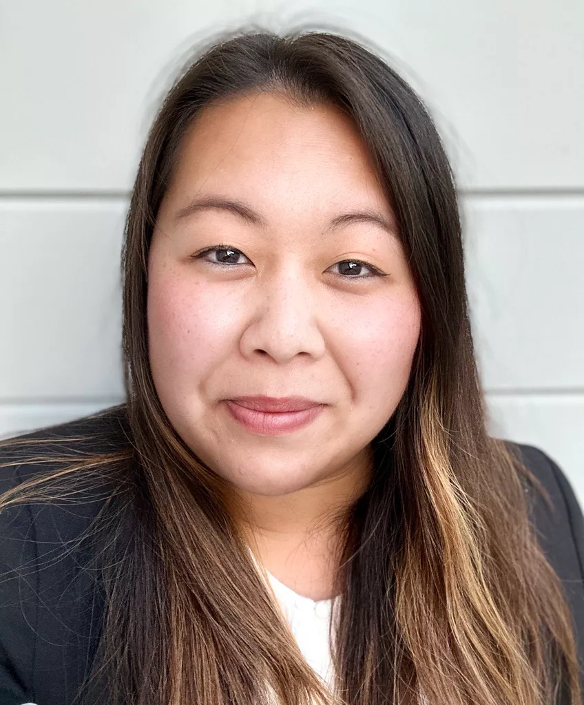 Anh Duong Headshot