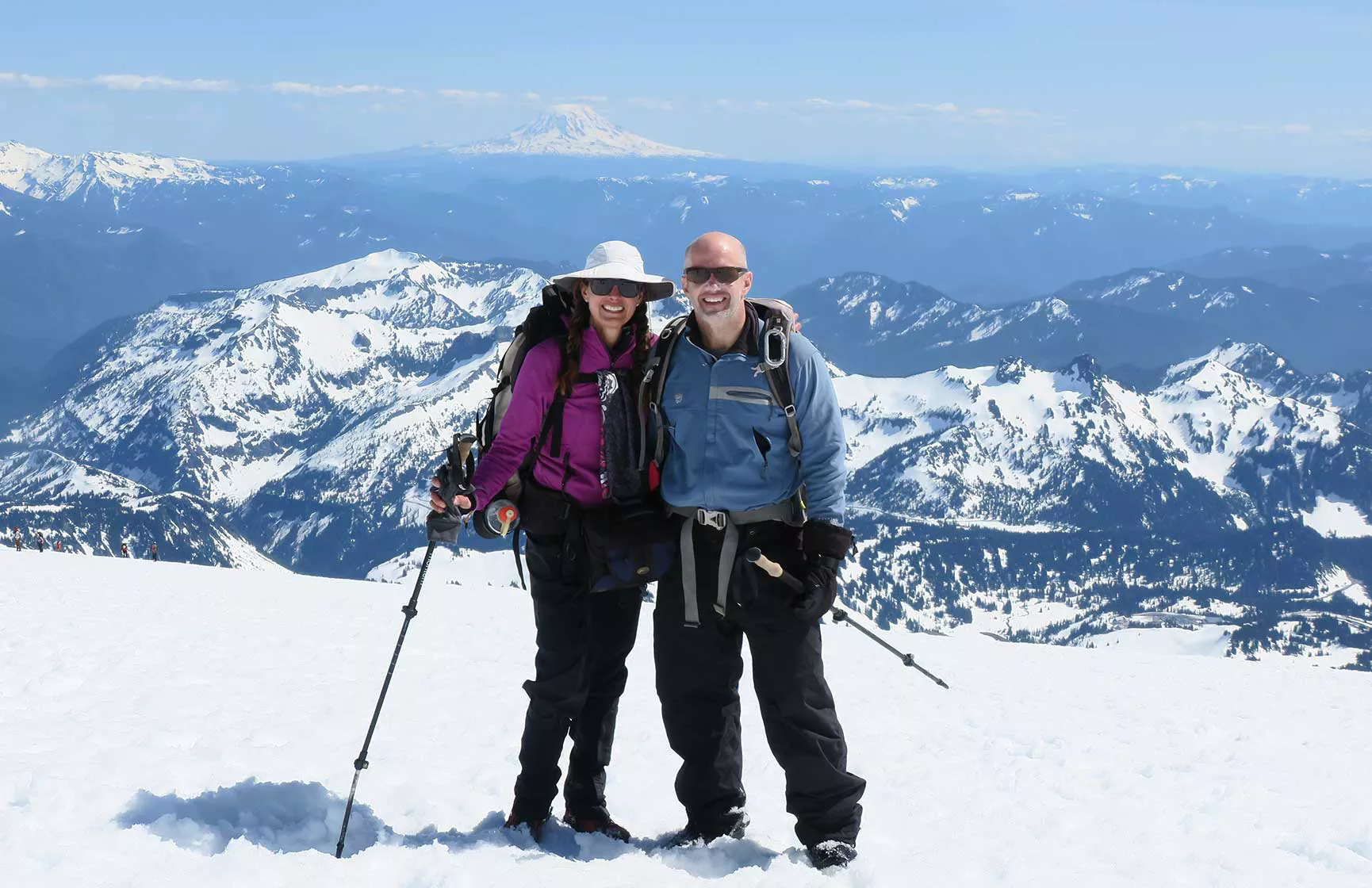 Tom Kearney with family skiing