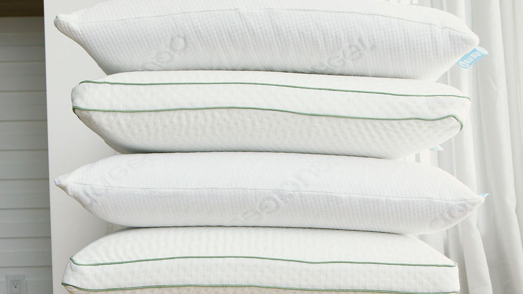 Best Pillows Top Pillow Brands Sleep Country Canada