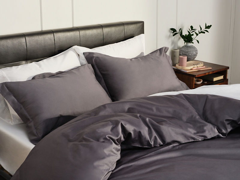 Duvet Covers & Comforter Sets