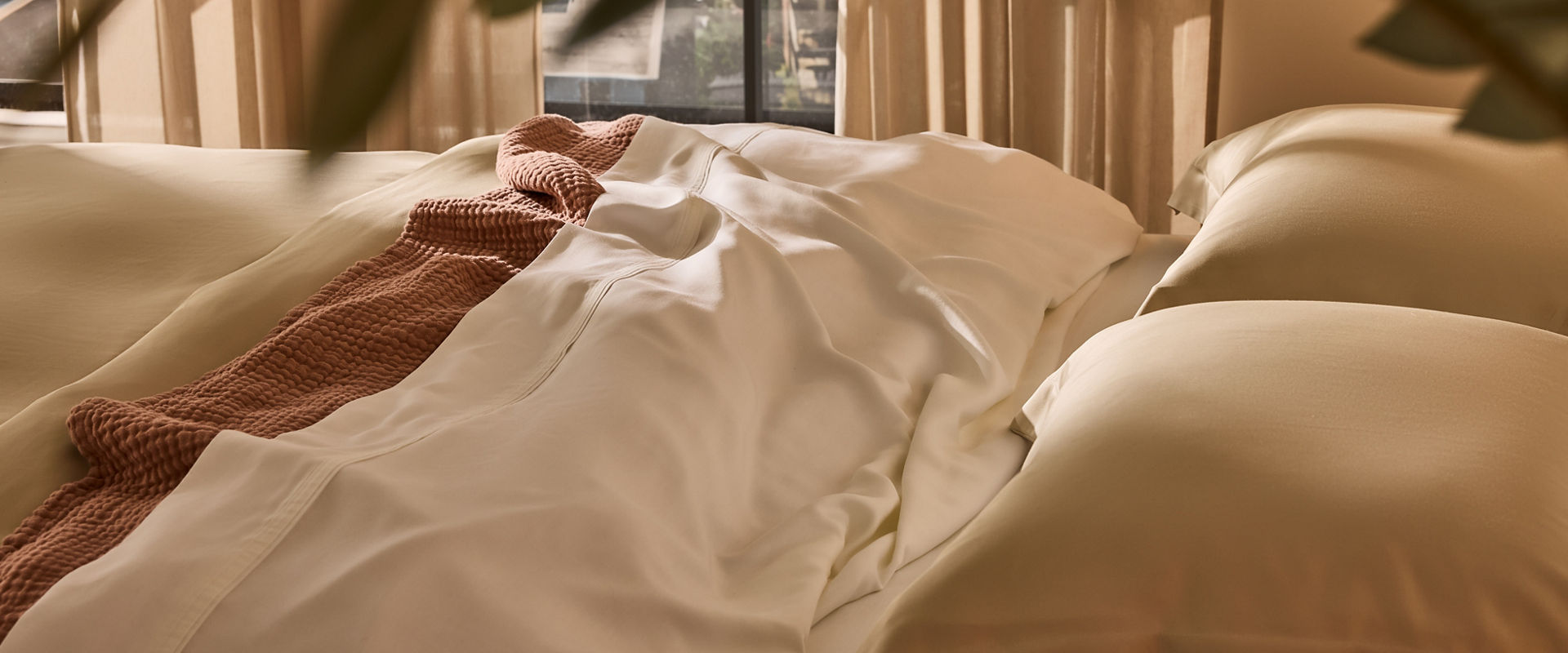 À quelle fréquence devriez-vous laver vos draps (et pourquoi c’est plus important que vous ne le pensez)