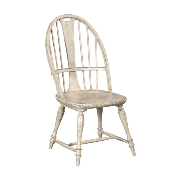 Weatherford 5 Piece Round Dining Room Set image number 6