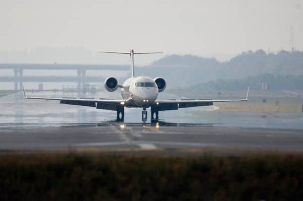Airplane taxiing on the tarmac of a Pennsylvania airport