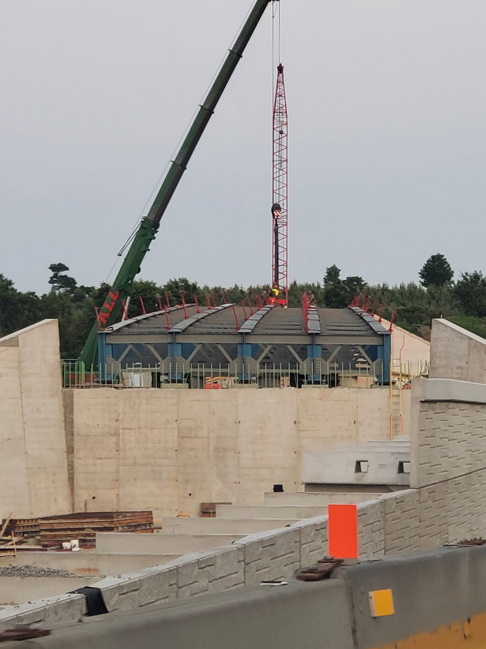 crane and active construction of a new ramp