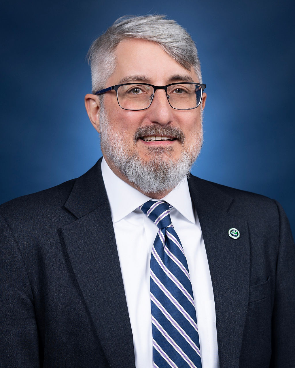Kurt Klapkowski headshot