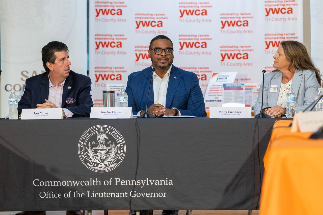 Lt. Gov. Austin Davis hosts roundtable discussion on 2026-27 public safety budget investments.