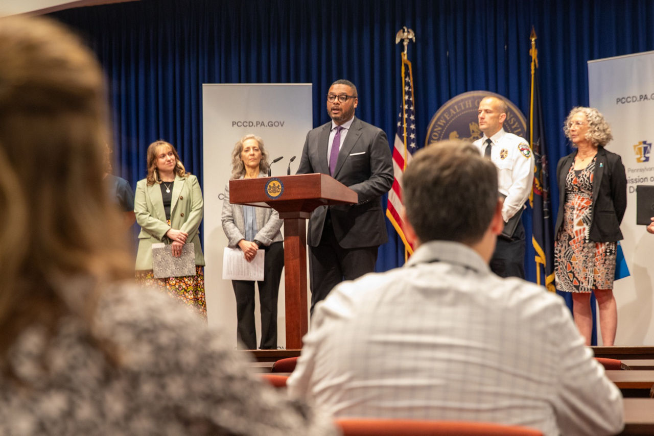 Lieutenant Governor Austin Davis joined state and local officials to highlight Pennsylvania’s progress in implementing the Commonwealth’s first statewide sexual assault evidence tracking system which is improving transparency, accountability, and support for survivors.