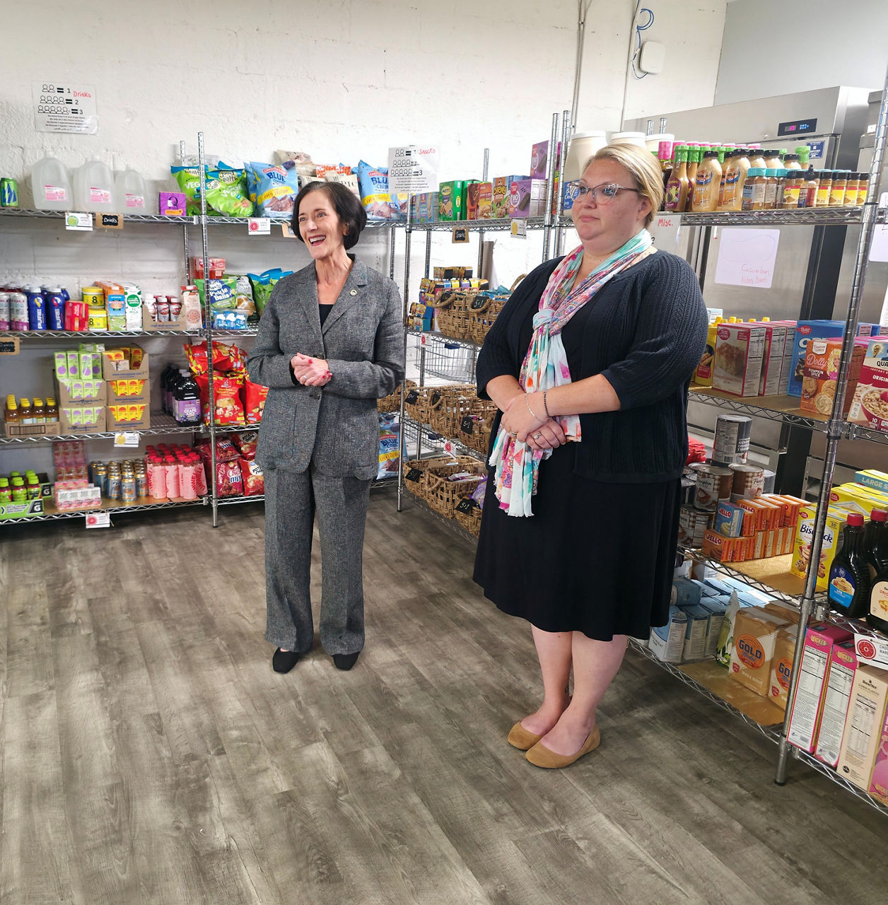 PA DHS Secretary Val Arkoosh visits the Community Hive food pantry in Ephrata