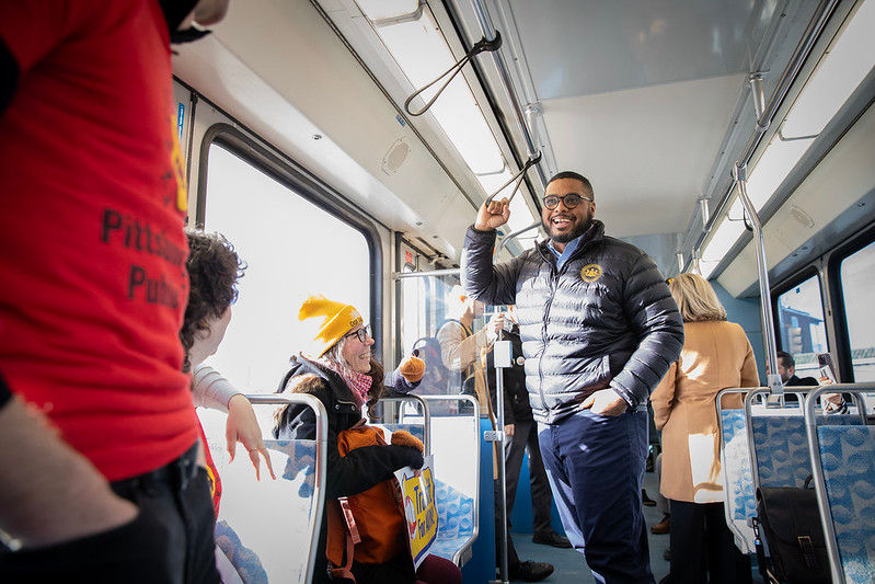 Lt. Gov. Davis rides the Pittsburgh Regional Transit 's Red Line.