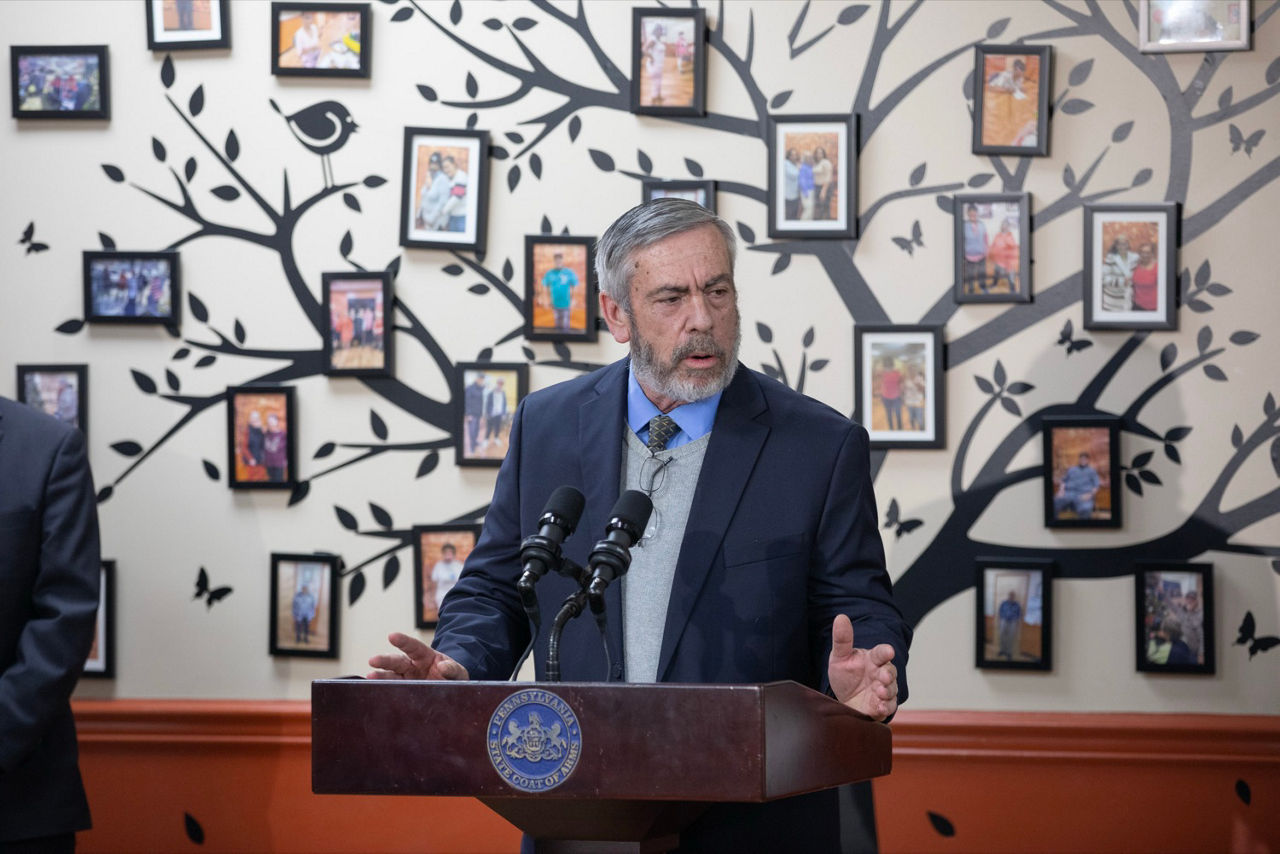 Sec. Pat Browne at Allentown PTRR Event