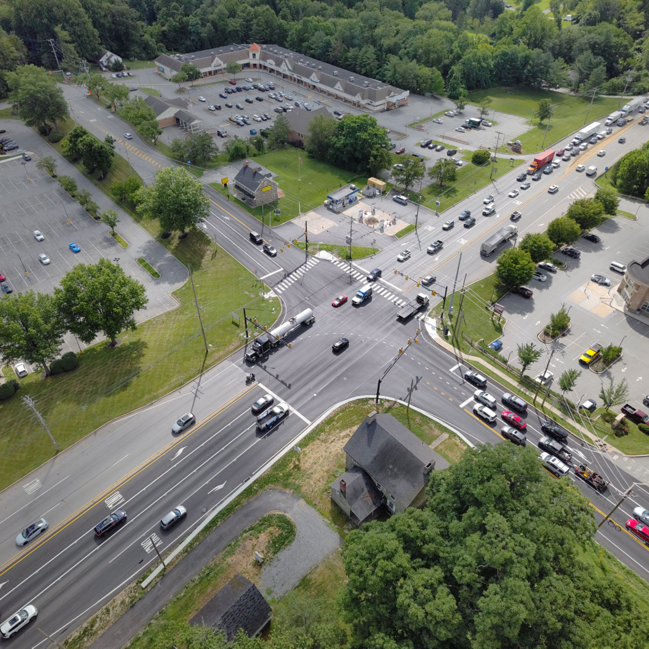 Aerial view of the intersection of U.S. 202 (Wilmington Pike) and Route 926 (Street Road)
