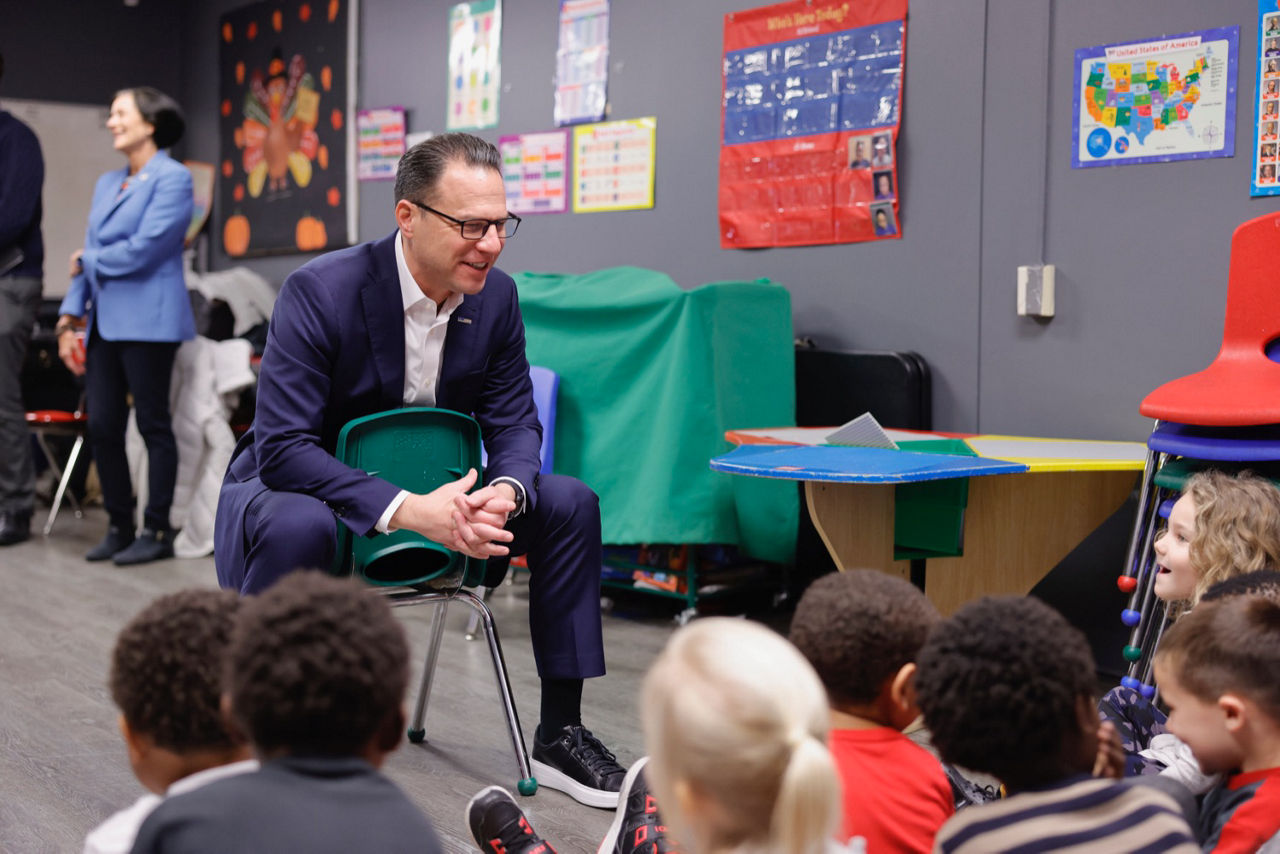 Governor Josh Shapiro visits Children of God Educational Services in Bucks County