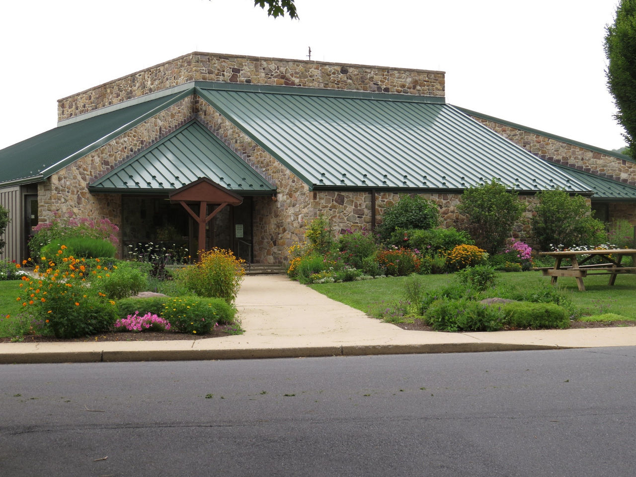 Middle creek visitor center